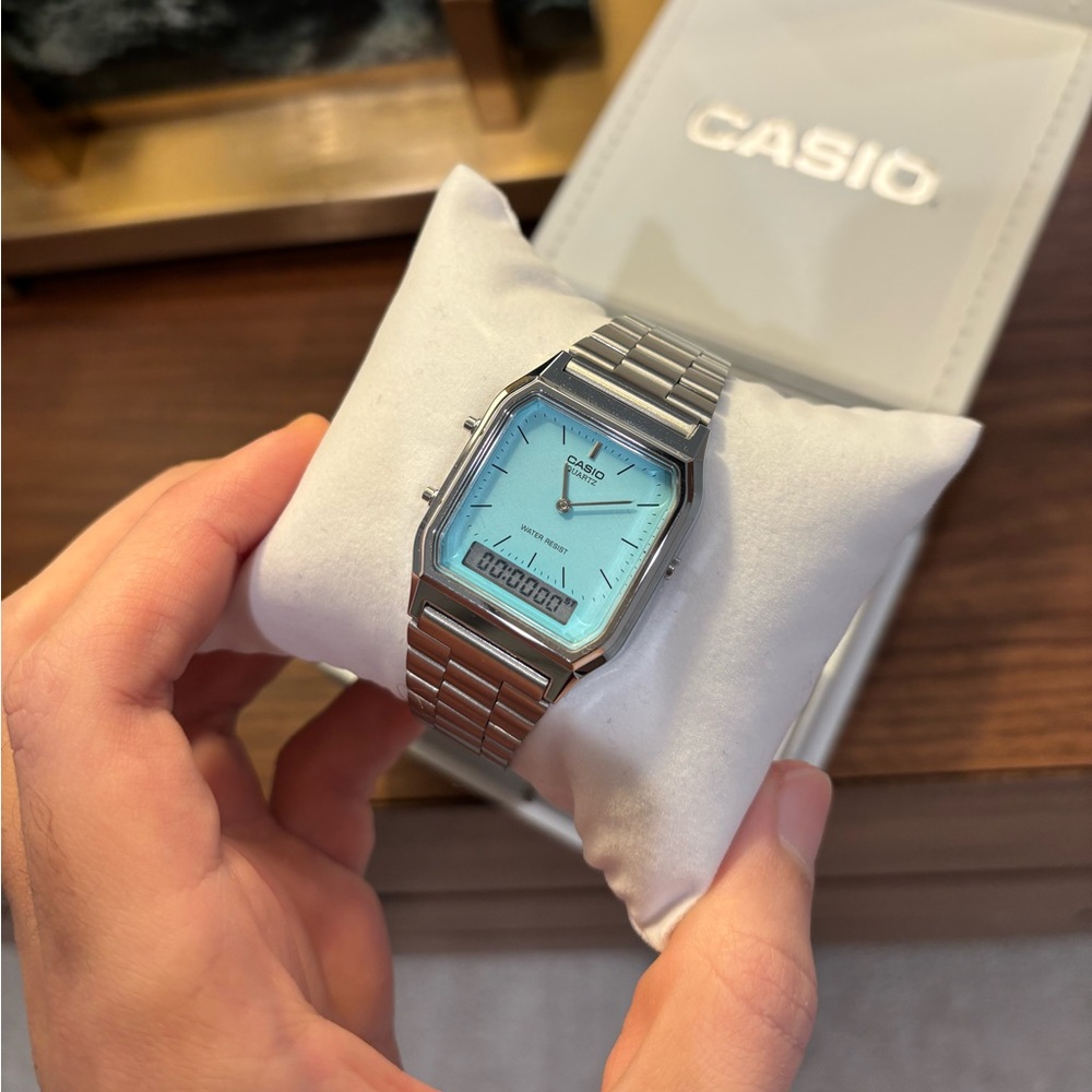 RARE Casio AQ-230 Tiffany Blue Dial